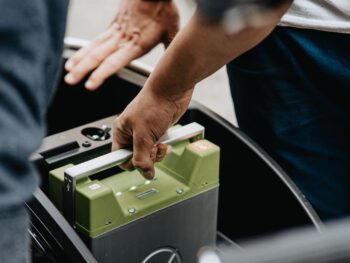 kumpan-electric-30D7430ywf4-unsplash
